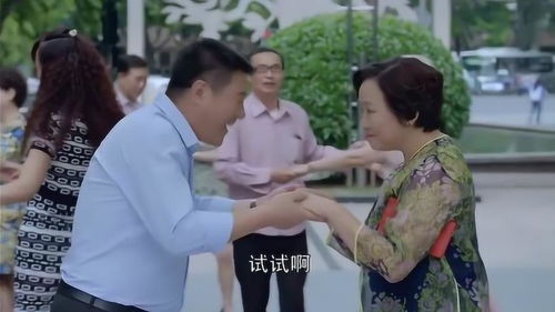 《亲密关系中的界限：男生和女生过于亲密，女生会有何反应？》
