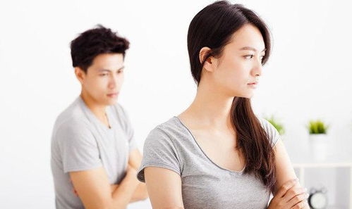 年龄差距的婚姻:男生可以娶比自己小三岁的女生吗?原因与考量