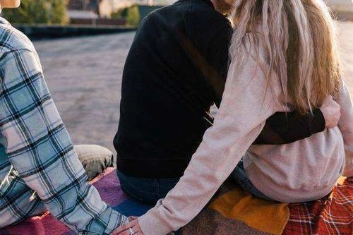 婚姻困境：婚后爱上他人，该如何抉择？
