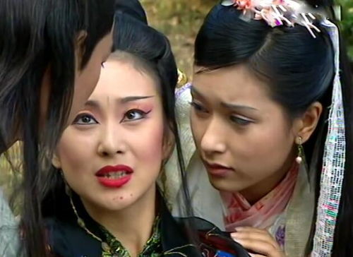 《婚后房产登记引争议：男子将房产赠予小三，女儿权益何在？》