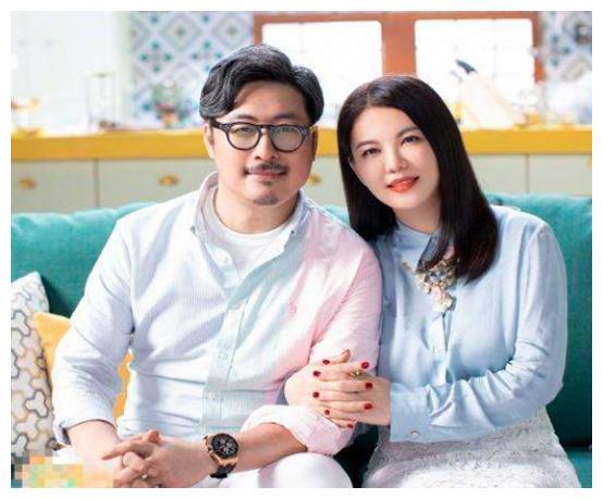 中年劈腿：揭秘情感危机下的婚姻困境