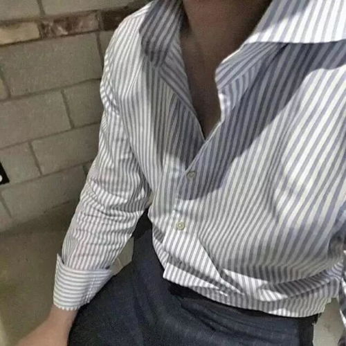 《“下头”现象解析：揭秘当代青年情感态度的微妙转变》