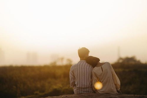 《爱情的深度与宽度:如何用心经营情感生活?》
