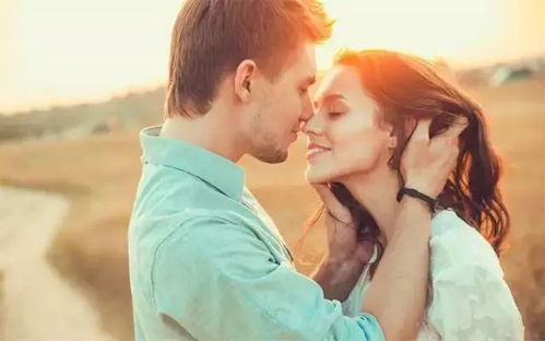 《婚姻裂痕初现:揭秘男人想离婚的五大征兆》