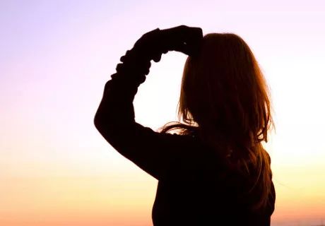 《分手的痛,如何用个性签名抒发?揭秘个性签名中的伤感密码》