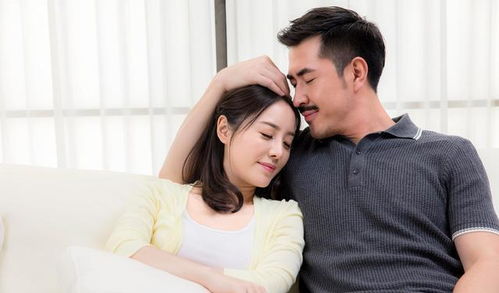 《同居潮涌：揭秘男生要求同居的多重动因》