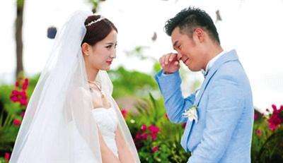 男方提出先订婚后结婚,这是时代变迁下的婚姻新趋势吗?