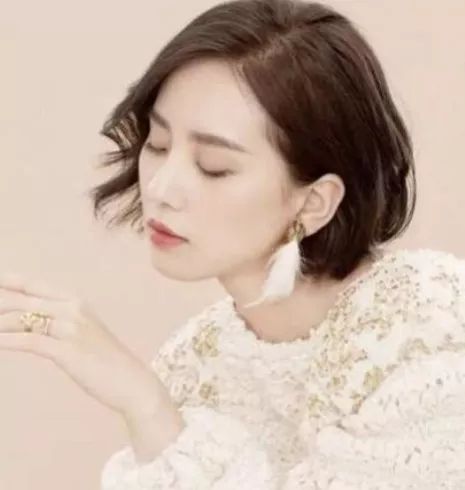 短发风潮来袭!女生剪什么发型才能永不过时?