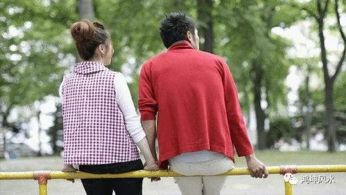 《分手后男生是否会后悔？心理学解码男性情感波动》