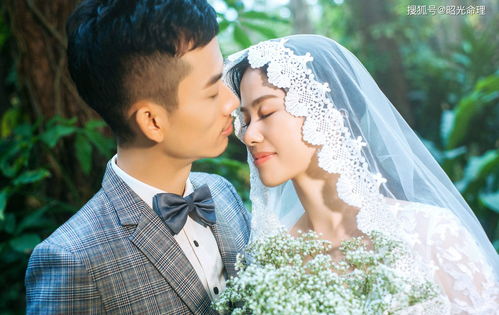 《婚后怀上男闺蜜之子:婚姻界限如何守恒?揭秘夫妻关系的微妙平衡》
