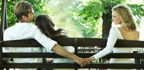 女人出轨，男人的伤心指数：揭秘情感背叛的痛楚