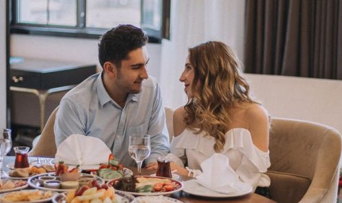 男人出轨不承认：揭秘心理动机与应对策略