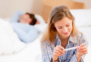 女生与女生在一起，真的可以怀孕吗？