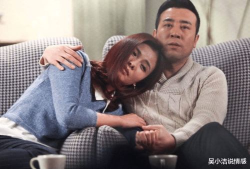 【拍照黑洞？】老公拍照技术引发分手危机，专家教你如何挽救爱情！