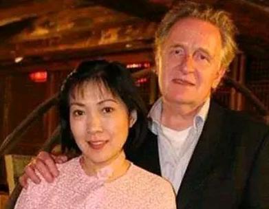 沈丹萍德国老公婚姻之谜：跨国婚姻的甜蜜与挑战