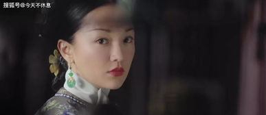 破解爱情泪点：女生为何在爱情里总是泪如雨下？专家支招助你走出情感困境