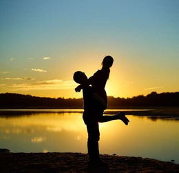 《“老公”背后的情感密码：结婚后称呼另一半的深层含义解析》