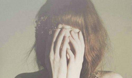 《白羊女分手后，爱情能否回炉重炼？揭秘分手回头的概率与原因》