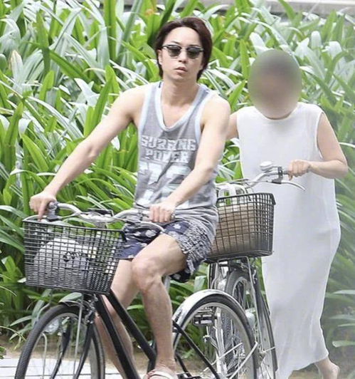 《婚前独自旅行：女朋友的独立之旅，如何成为她的甜蜜礼物？》