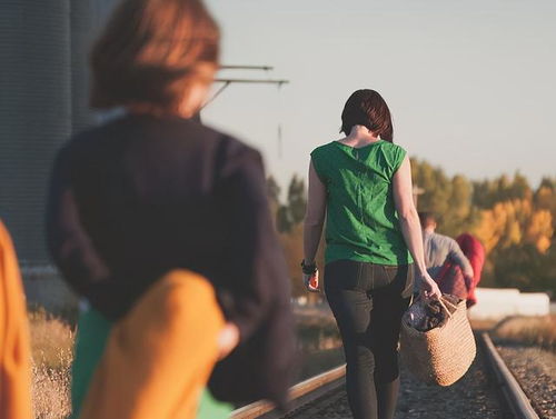 同居现象解析：女生和男生同居，影响几何？