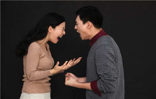 出轨后的婚姻困境：是挽回还是放手？——揭秘婚姻修复之路