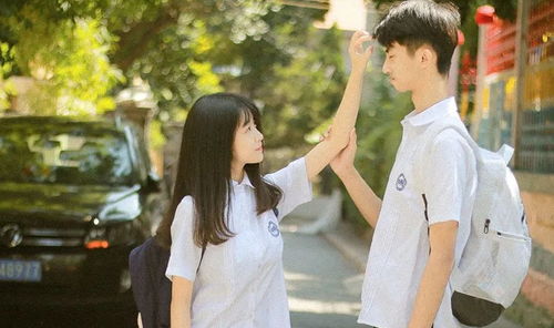 《分手后的遗憾：为何男生选择不挽回？揭秘分手后的心理与行为》