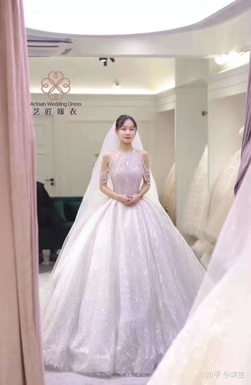 婚后女性的蜕变：揭秘婚姻生活如何塑造她们的新角色