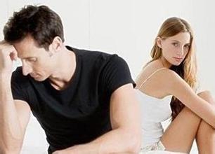 《已婚男人出轨：揭秘不为人知的五大迹象与应对策略》