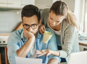 爱情迷雾中的盲点：男人为何意识不到这些？