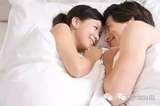 睡眠亲密：揭秘男女同睡的科学益处与注意事项