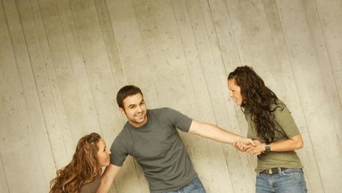 出轨阴影下的心灵重建：揭秘女性心理调适之道