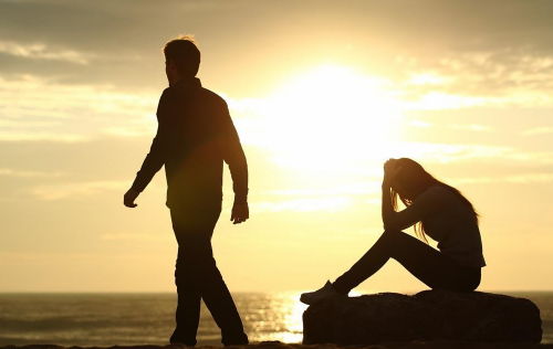 如何挽回女友的心？情感专家教你三步走，重拾爱情甜蜜