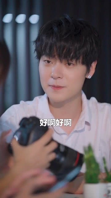 《离婚后的逆袭：我与男神的故事，如何走出阴霾，重拾幸福？》