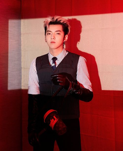 娱乐圈再掀风波，当红男星被曝劈腿，真相如何？