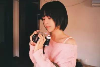 当小三的诱惑：揭秘现代女性情感抉择背后的心理动因