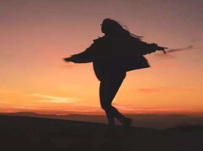 《爱情中的“作”：女生这样做的潜台词，你真的懂了吗？》