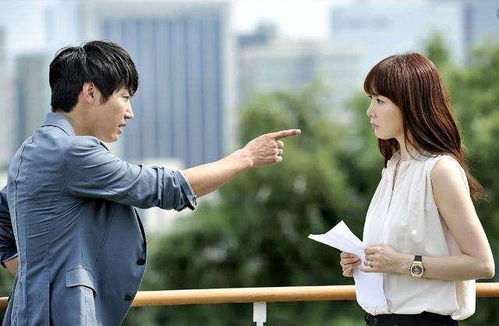 《婚后男子不承担养家责任，家庭失衡现象背后的真相？》