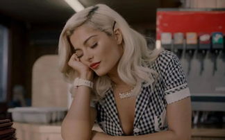 当初拒绝我的女生现在后悔了？揭秘爱情中的“回心转意”现象