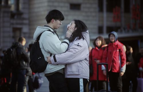 分手后，女朋友妈妈的劝复合：是妥协还是新生的开始？