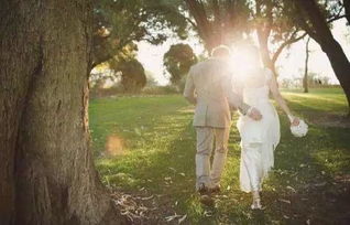 《婚后两年多，小三浮出水面：婚姻危机预警与应对策略解析》