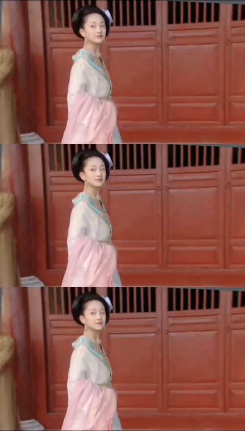 沉浸在爱情里的女生：揭秘爱情中的甜蜜与挑战