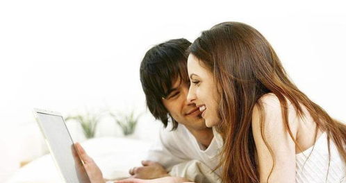 《婚前同居：是冒险还是投资？女性如何理性看待？》