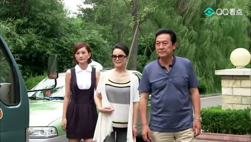 《爱情裂痕：揭秘女性狠心离开的四大原因及应对策略》