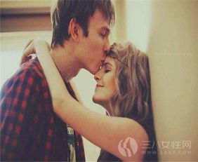 《小三入侵，男人心碎？揭秘被欺骗感情的男人是否会受伤》