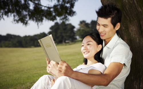 《老公抠门，婚姻能否长久？揭秘金钱观差异下的婚姻维系之道》