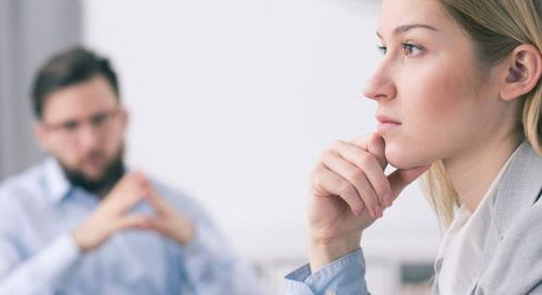 《跨越年龄的浪漫：与比自己大七岁的男生相处的秘诀揭秘》