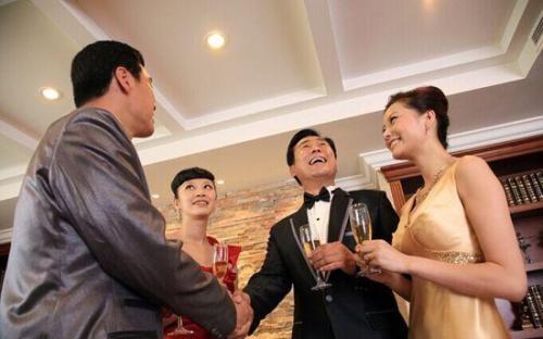 女方订婚后找小三：违法吗？法律边界与情感纠葛的解析