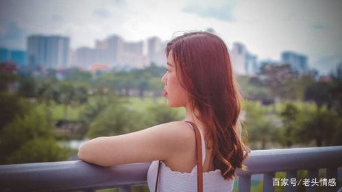 《分手后，为何我们还会怀念前任的亲密行为？揭秘情感依恋的心理学奥秘》