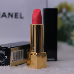 口红营销背后的套路：揭秘如何精准“套路”女生购买