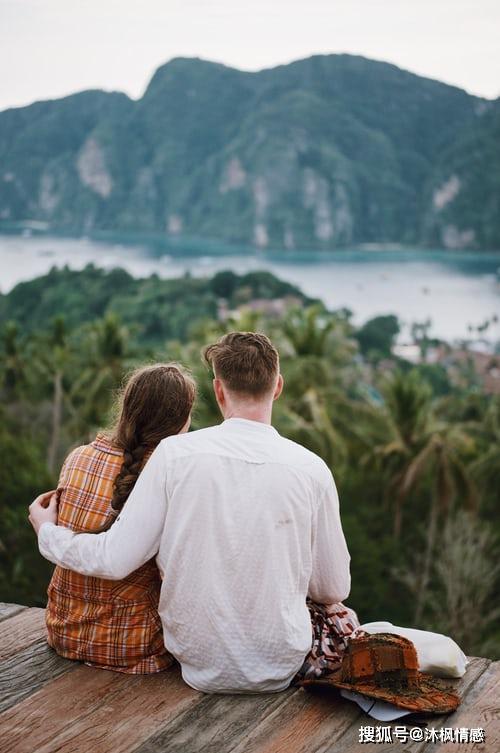 男人挽回老婆，如何做到“破镜重圆”？——五大策略助你重建婚姻桥梁